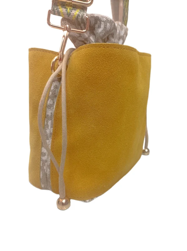 Nápoles Amarillo