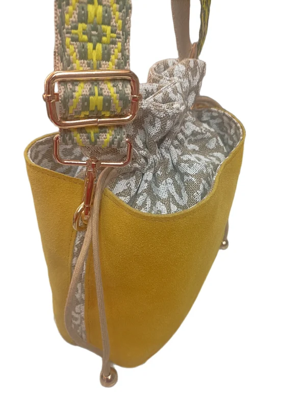 Nápoles Amarillo