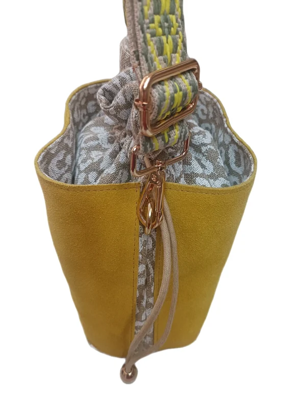 Nápoles Amarillo